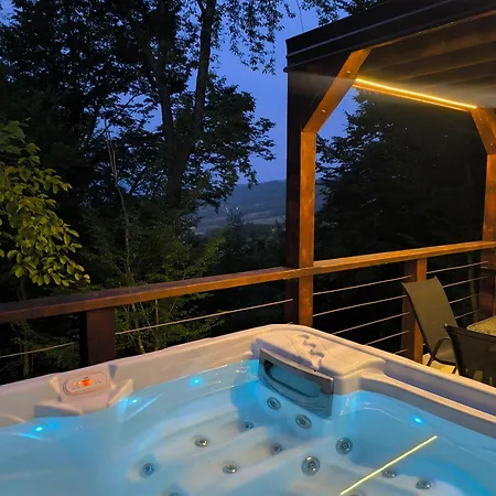Vista Villa *